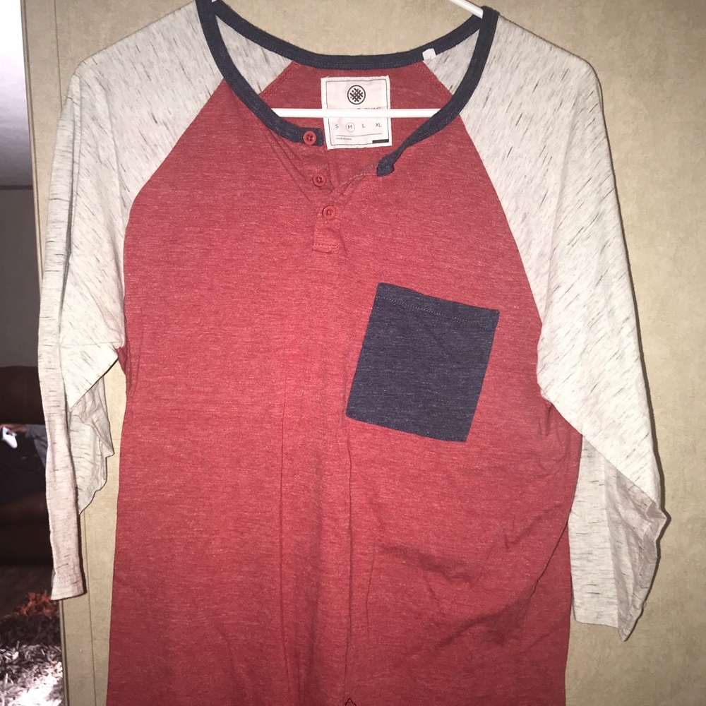 Quarter Sleeve Tee (Pacsun)